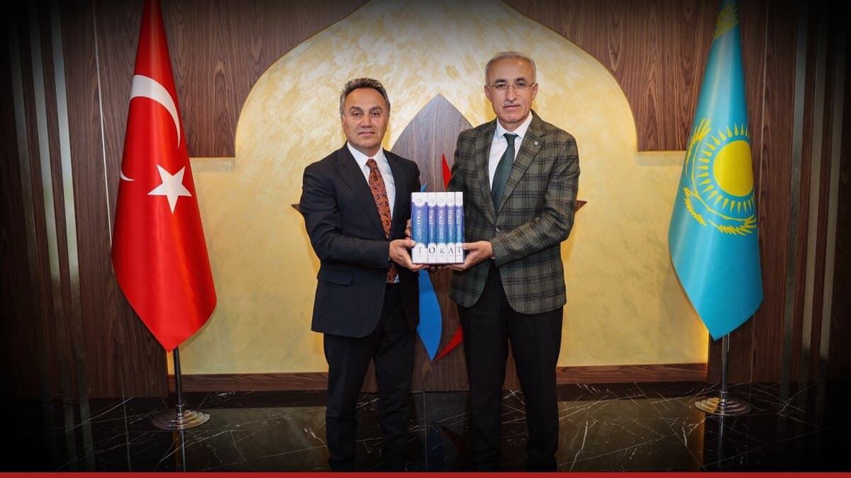 Rektörümüzün ziyaretinde Türk dili ve kültürünün tanıtımı öne çıktı
