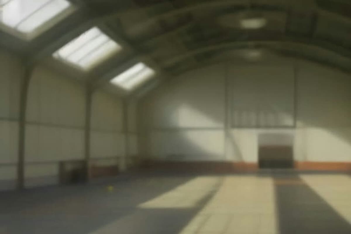 Karaman Gençlik Merkezi'nde spor faaliyetlerine katılan lise ve ortaokul öğrencileri.