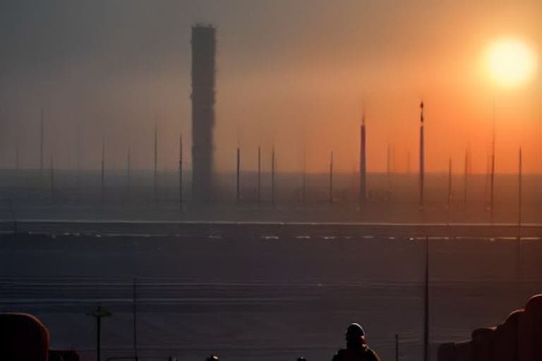 Yapay zeka fosil yakıt üretimini artırabilir: yıllık +470 mn–1,8 milyar ton CO2